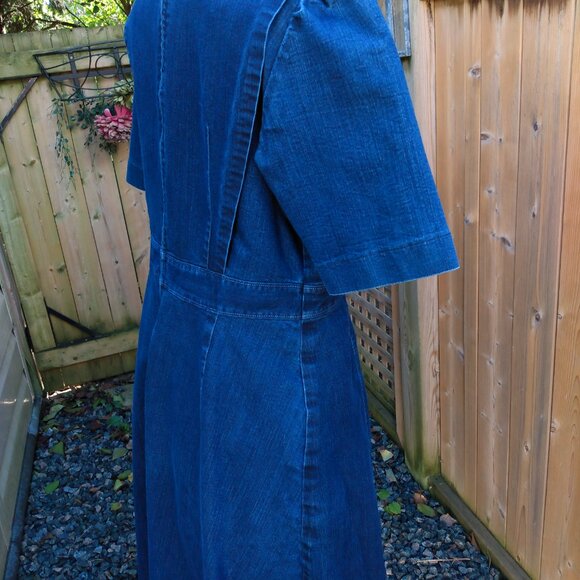 Handmade Denim Dress 40"B 34"W Blue Jean Stretch Amish Mennonite Cape Modest - Picture 9 of 13
